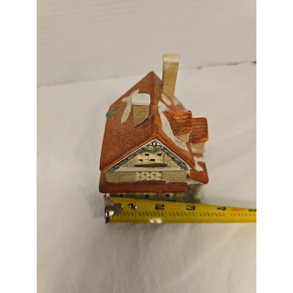 Vintage Christmas 1995 Santas Best Porcelain‎ Holiday Village House With Columns